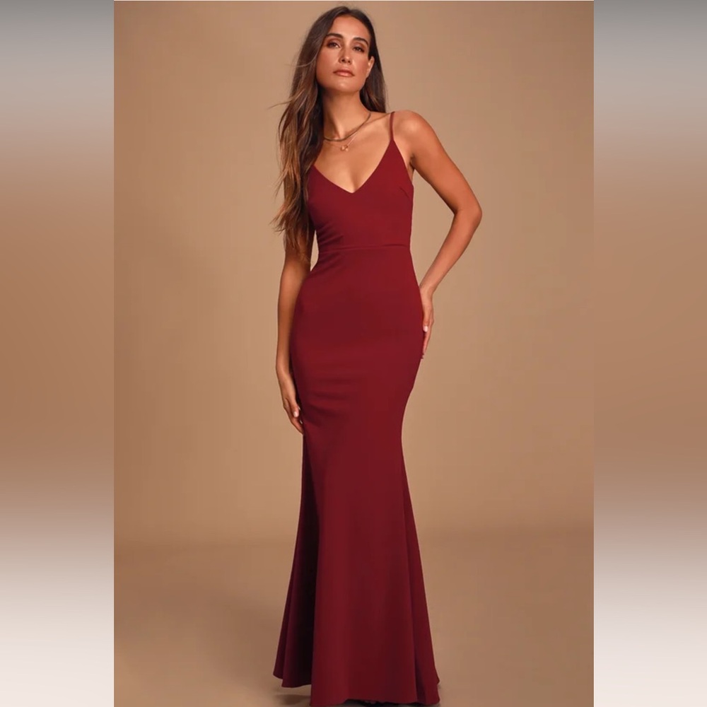 LULU’s NWT Mermaid red dress